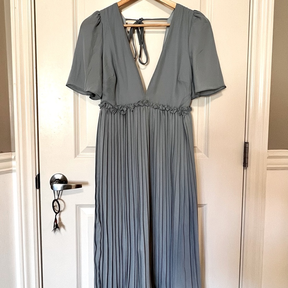 ASOS— Boohoo midi plunge dress